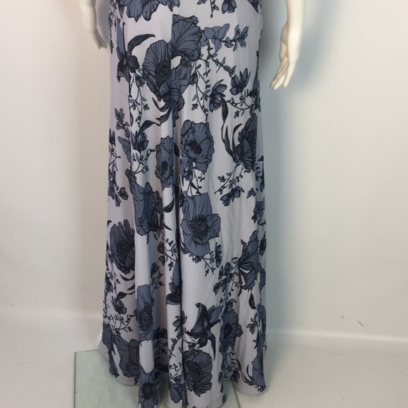 Fame and Partners Blue Floral Wrap Maxi Dress 0 - Picture 7 of 8